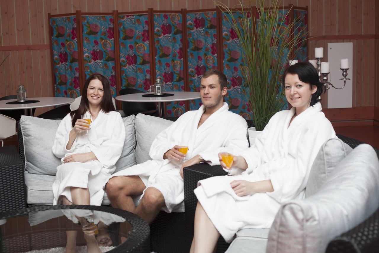 Saetra Brunn Haelsobrunn Hotel Sätrabrunn Kültér fotó